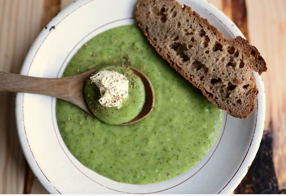 A bowl of broccoli soup